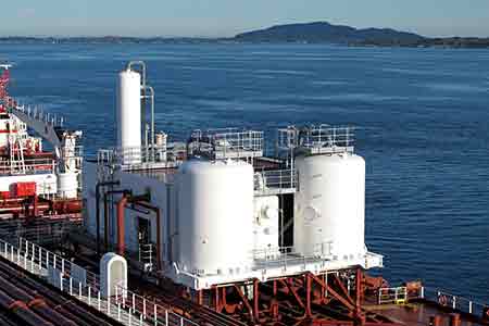 摩斯国际压缩机在荷兰油气回收使用现场